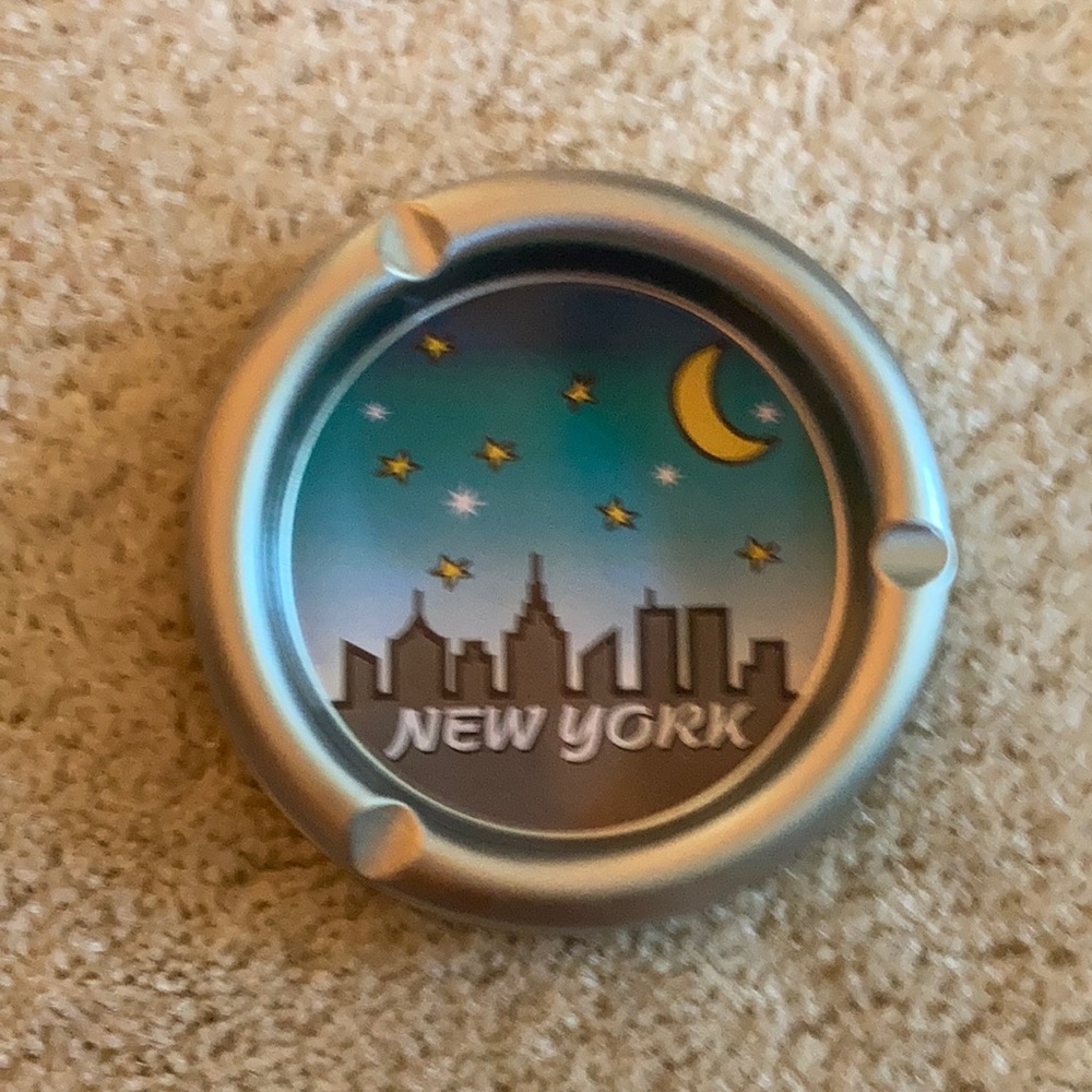New York Metal Ash Tray